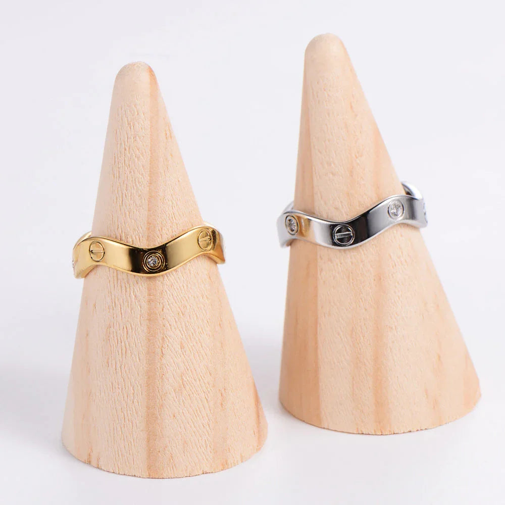 ANIE || Curved Classic Ring - Camillaboutiqueshop