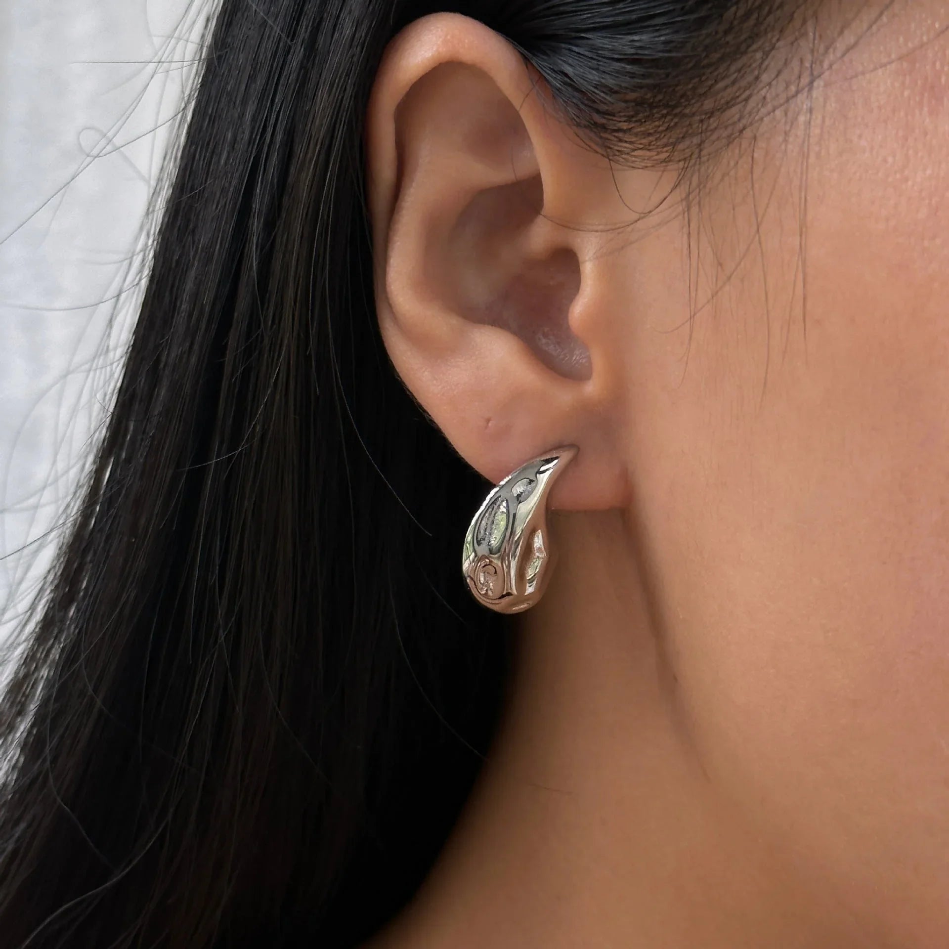BUMPY TEARDROP EARRING - Camillaboutiqueshop