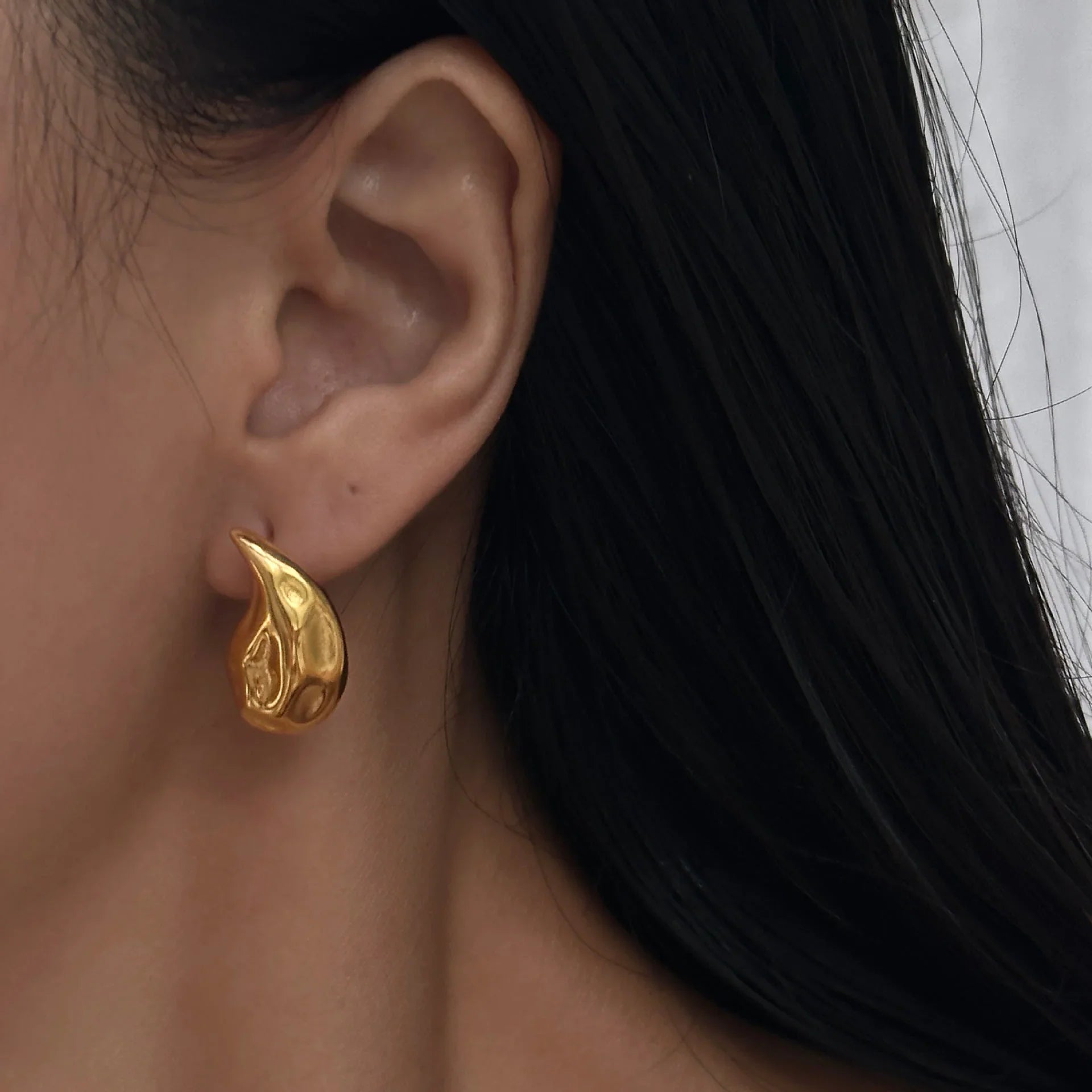 BUMPY TEARDROP EARRING - Camillaboutiqueshop