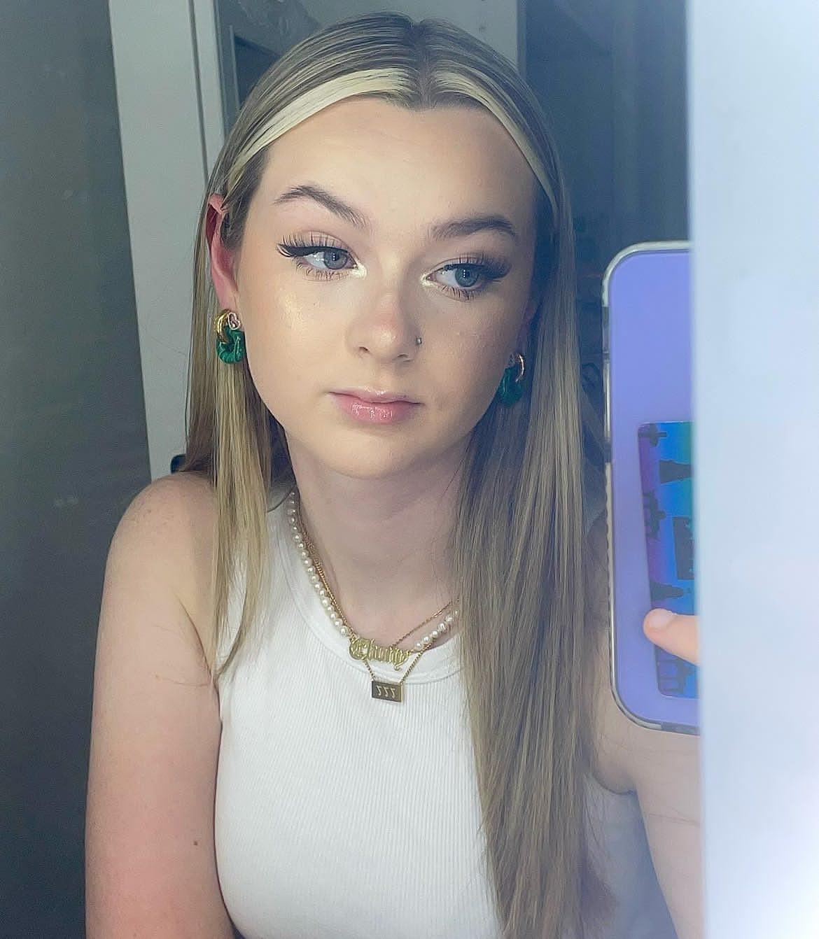 Custom Pearl Name Necklace - Camillaboutiqueshop