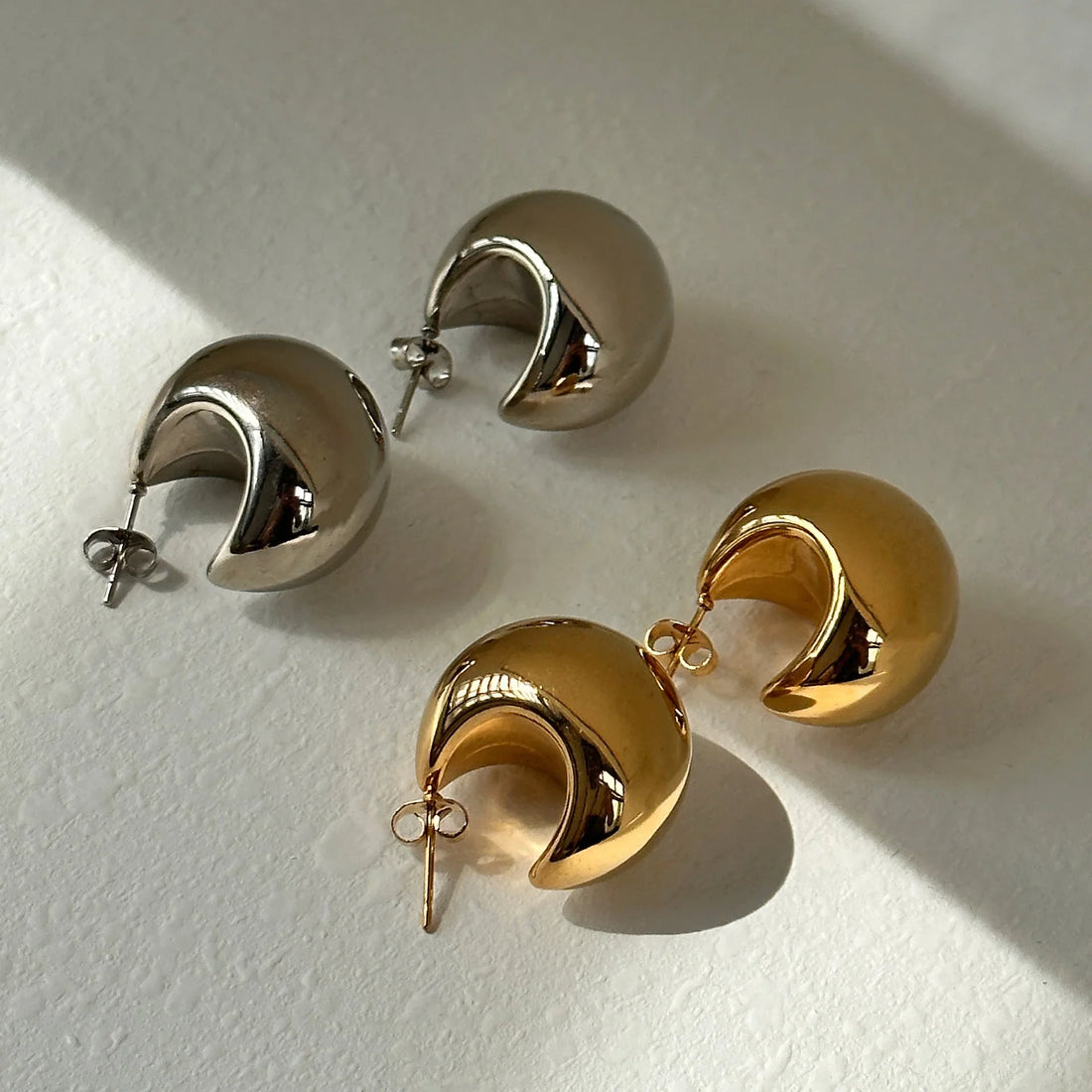 DOME EARRINGS - Camillaboutiqueshop