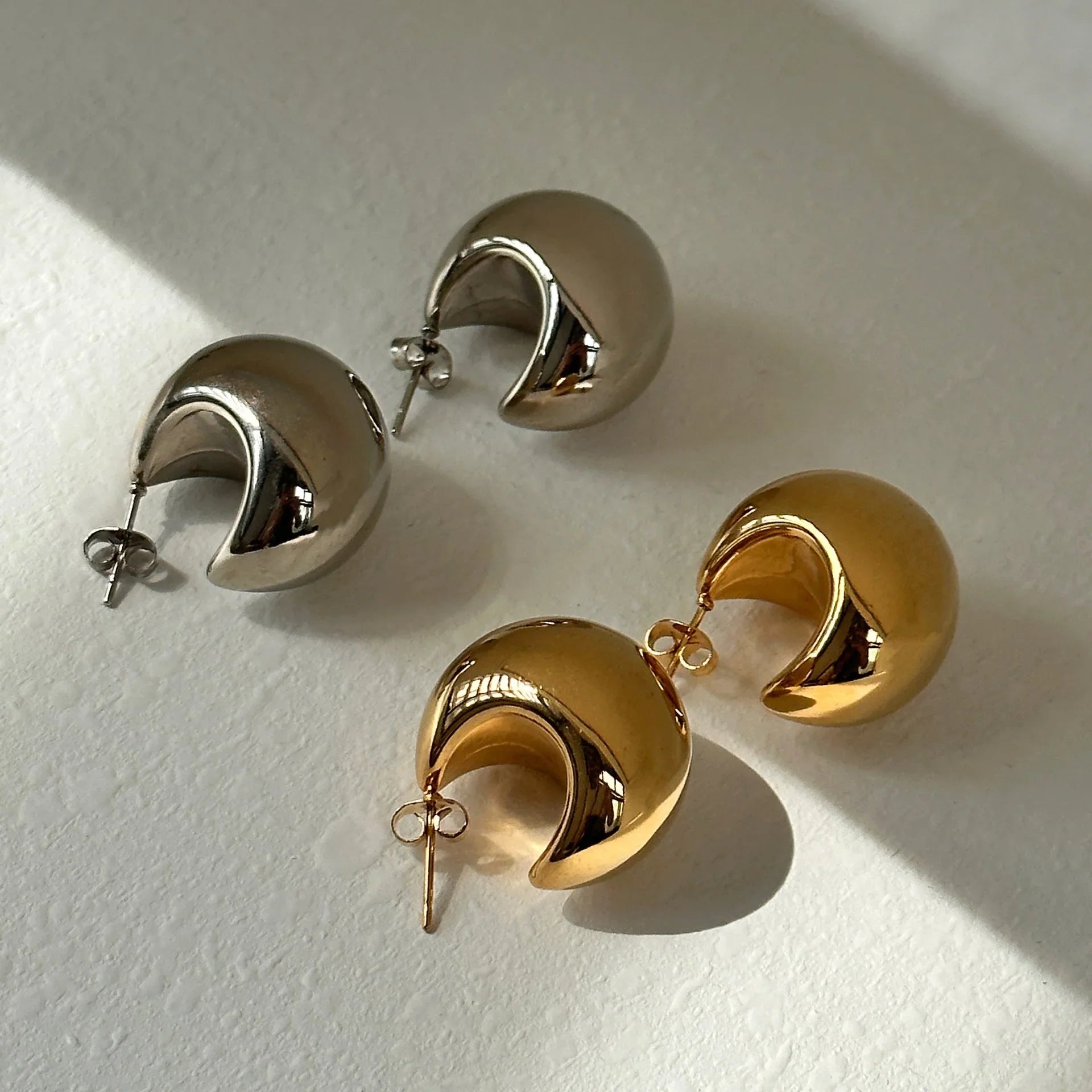 DOME EARRINGS - Camillaboutiqueshop