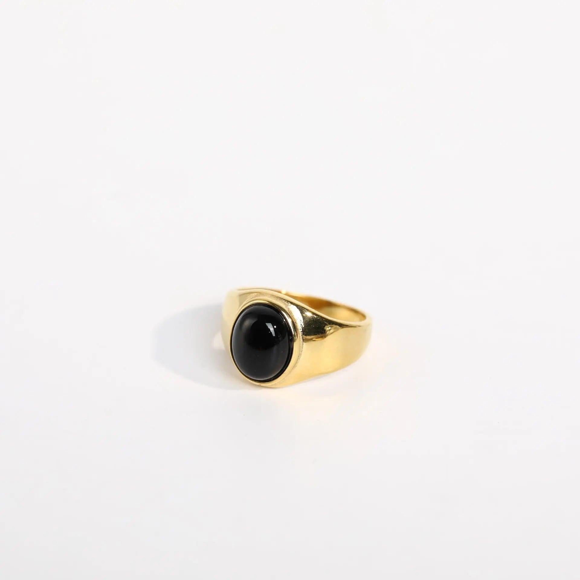 Gold Oval Gem Ring - Camillaboutiqueco camillaboutiqueshop.com