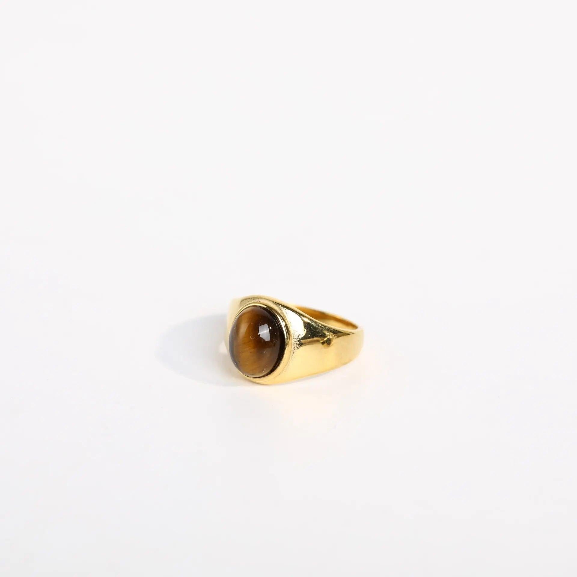 Gold Oval Gem Ring - Camillaboutiqueco camillaboutiqueshop.com