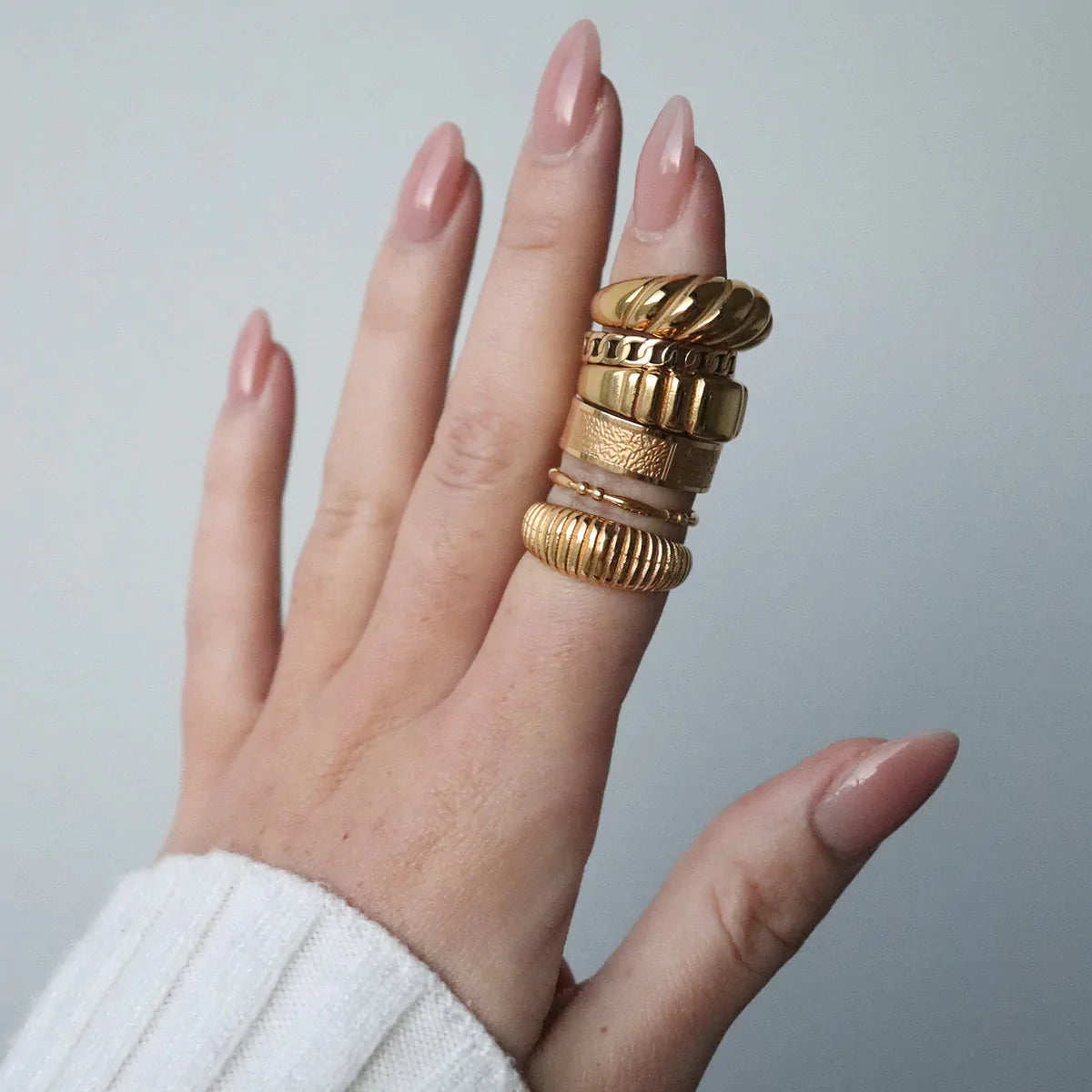 Gold Thin Chain Ring - Camillaboutiqueco camillaboutiqueshop.com