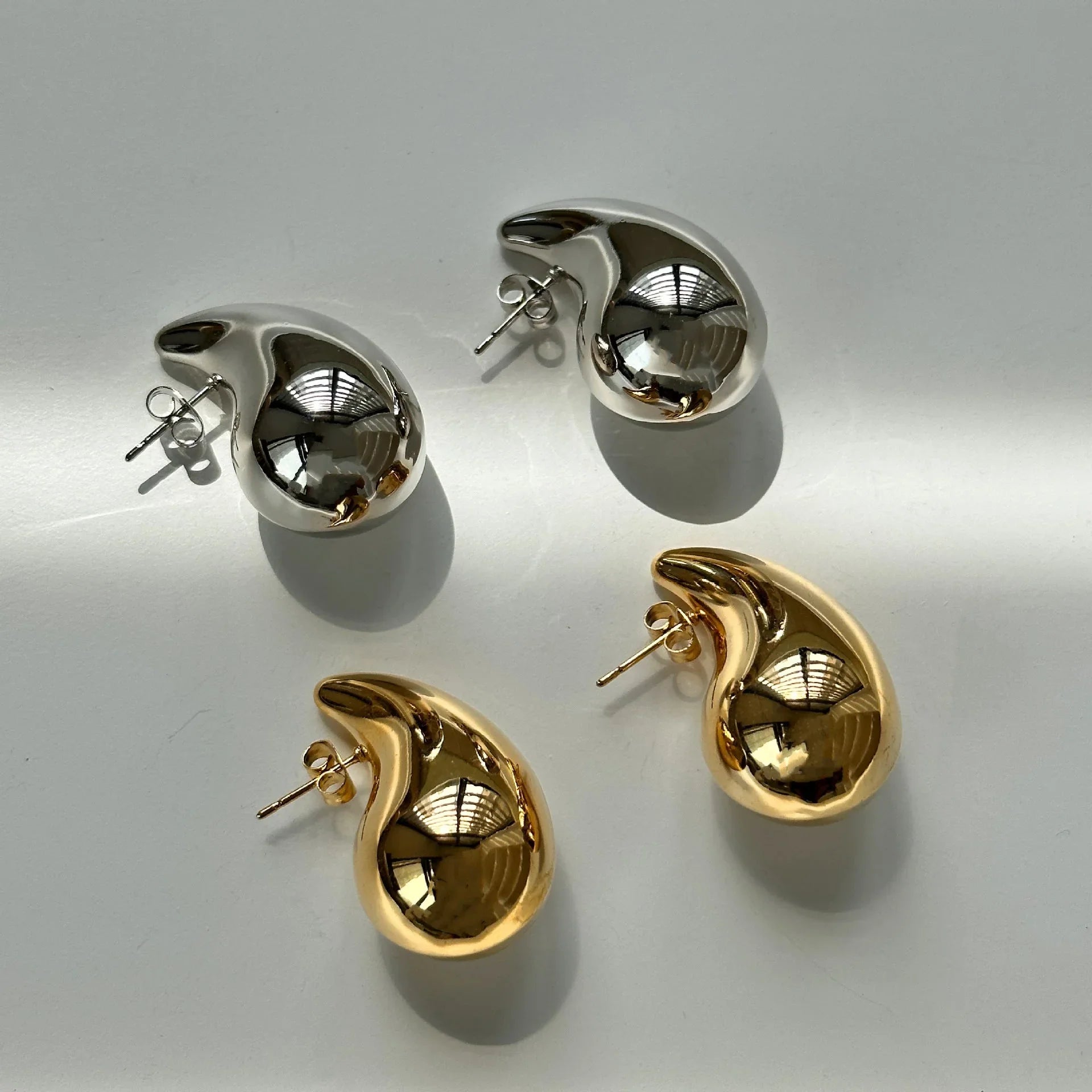 TEARDROP EARRING - Camillaboutiqueshop