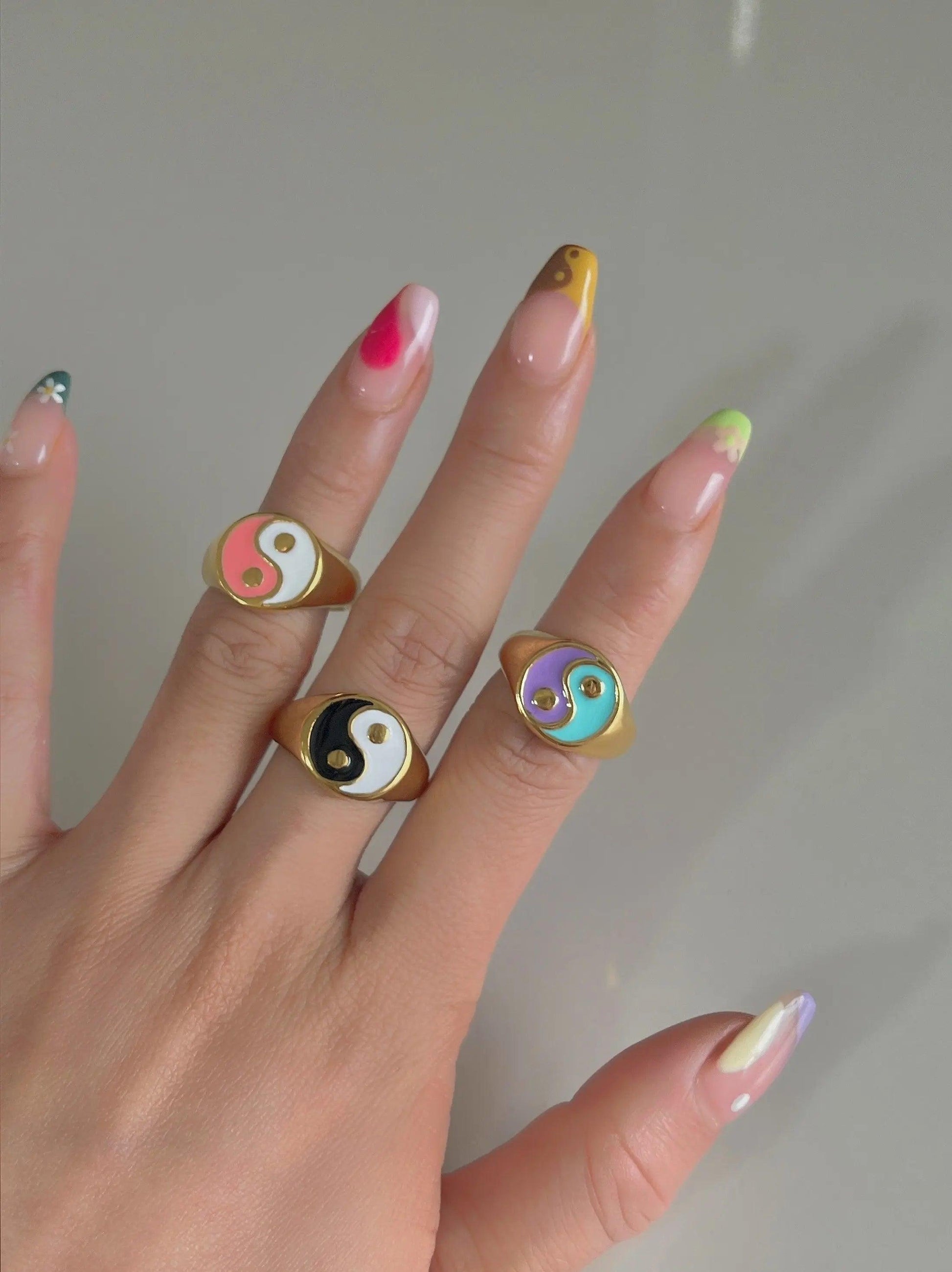 Yin Yang Ring - Camillaboutiqueco camillaboutiqueshop.com