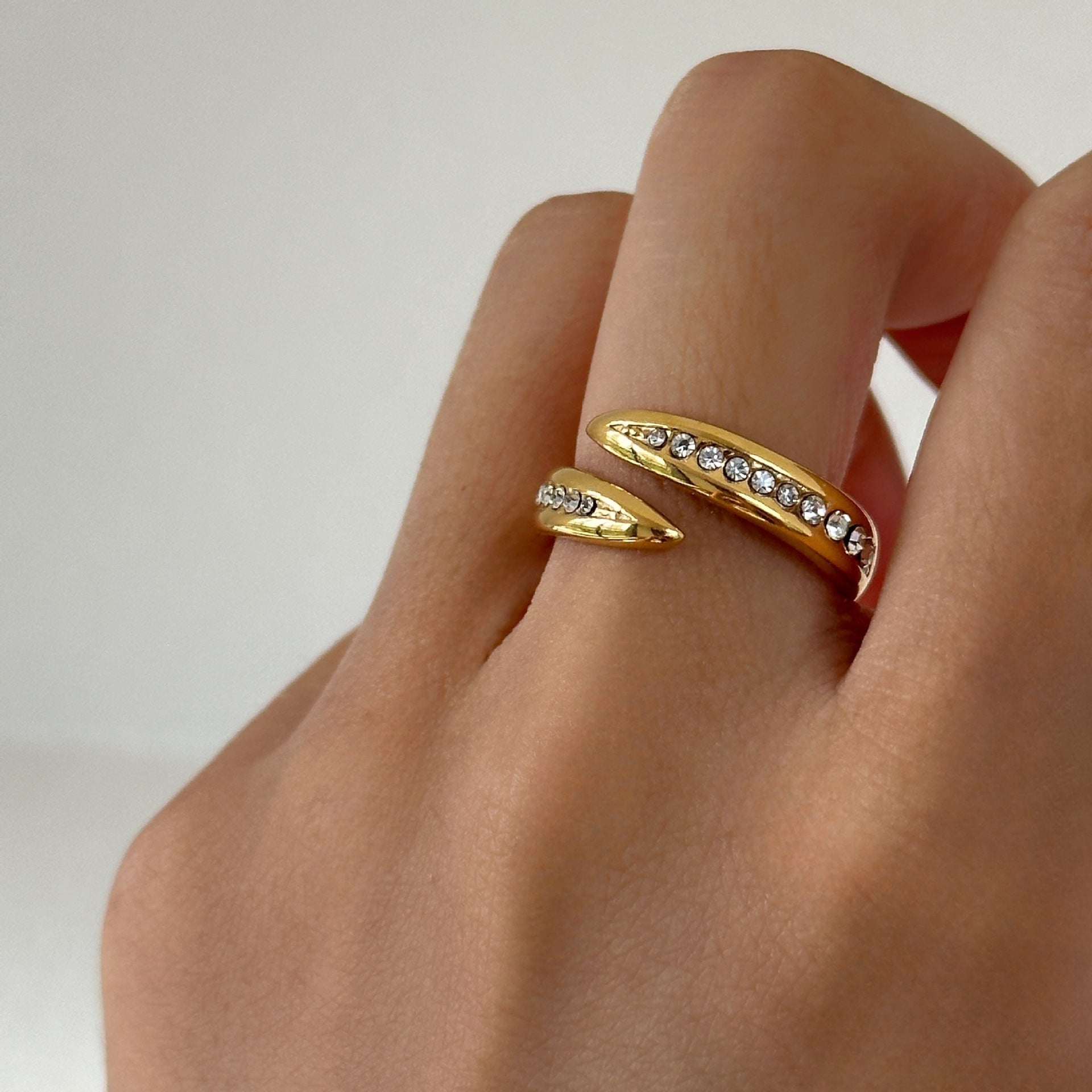 EMBRACE RING