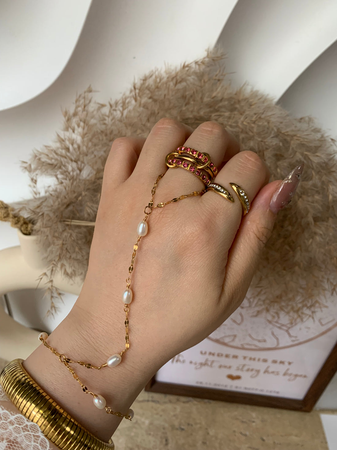 Pearla Hand Chain - camillaboutiqueshop