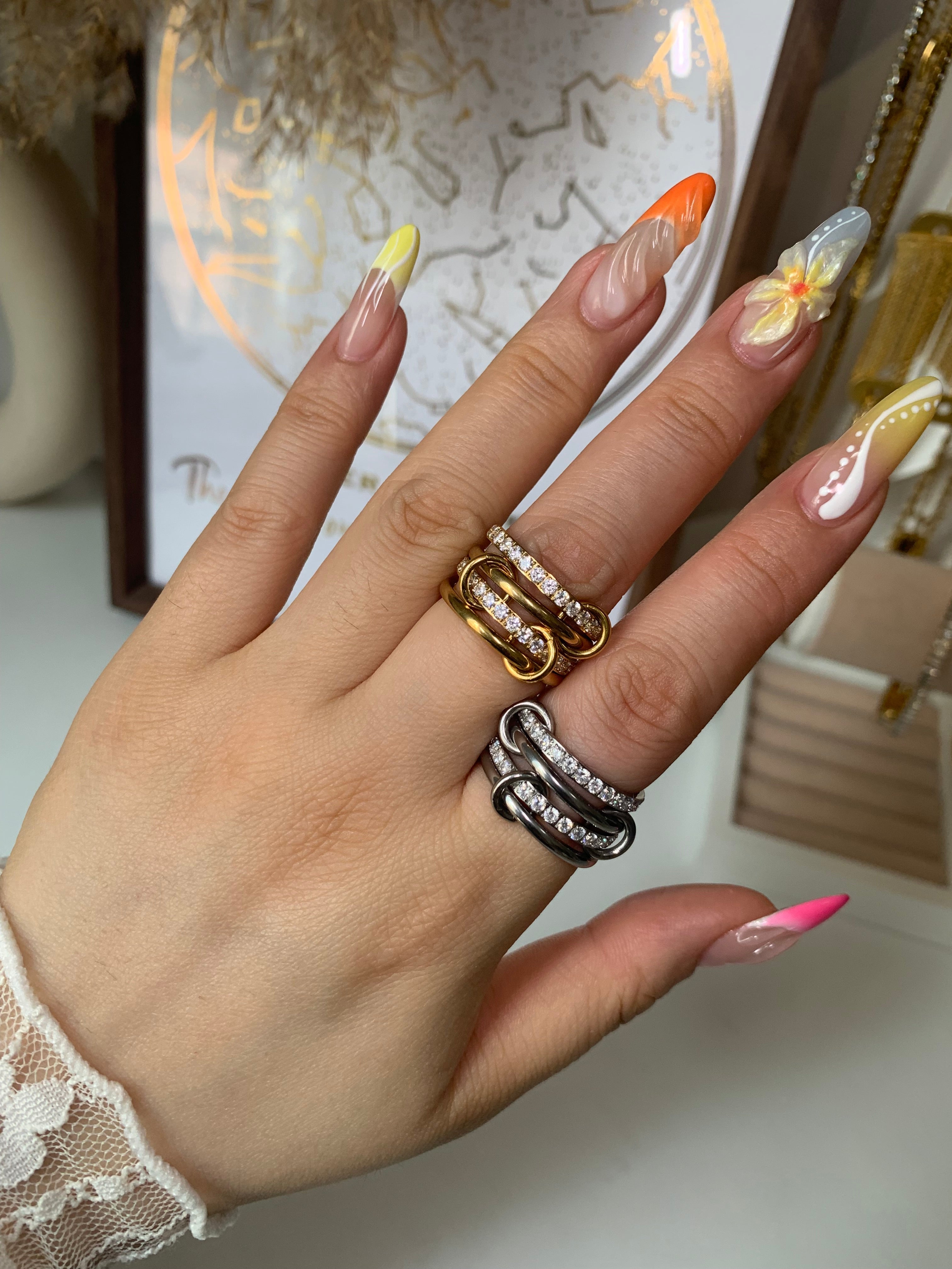 Hailey Interlocking Ring Stack