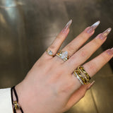 SOLITAIRE WAVE PINKY RING