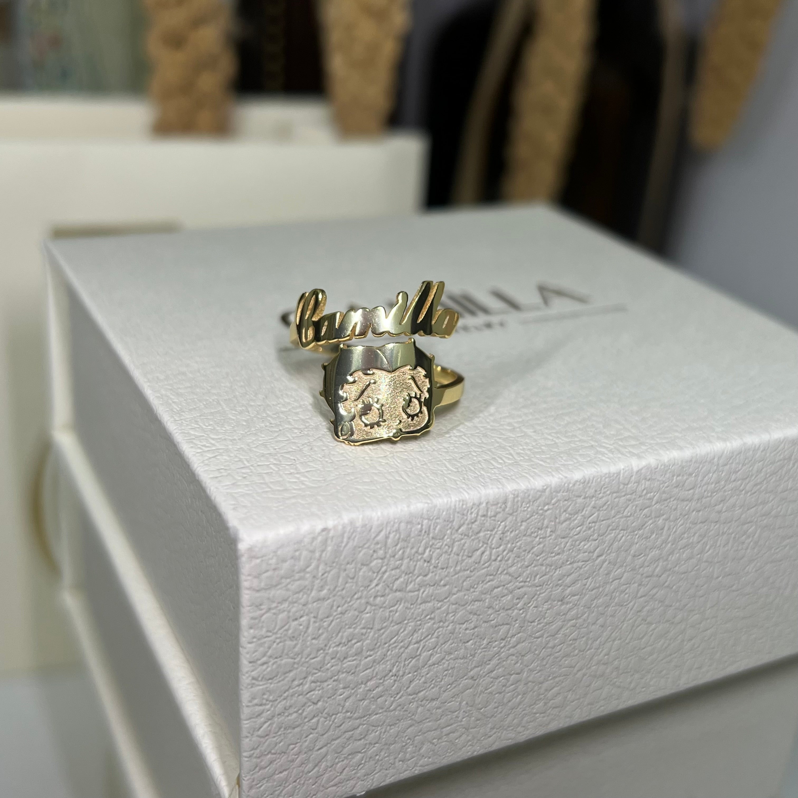 Custom Betty Name Ring -camillaboutiqueshop