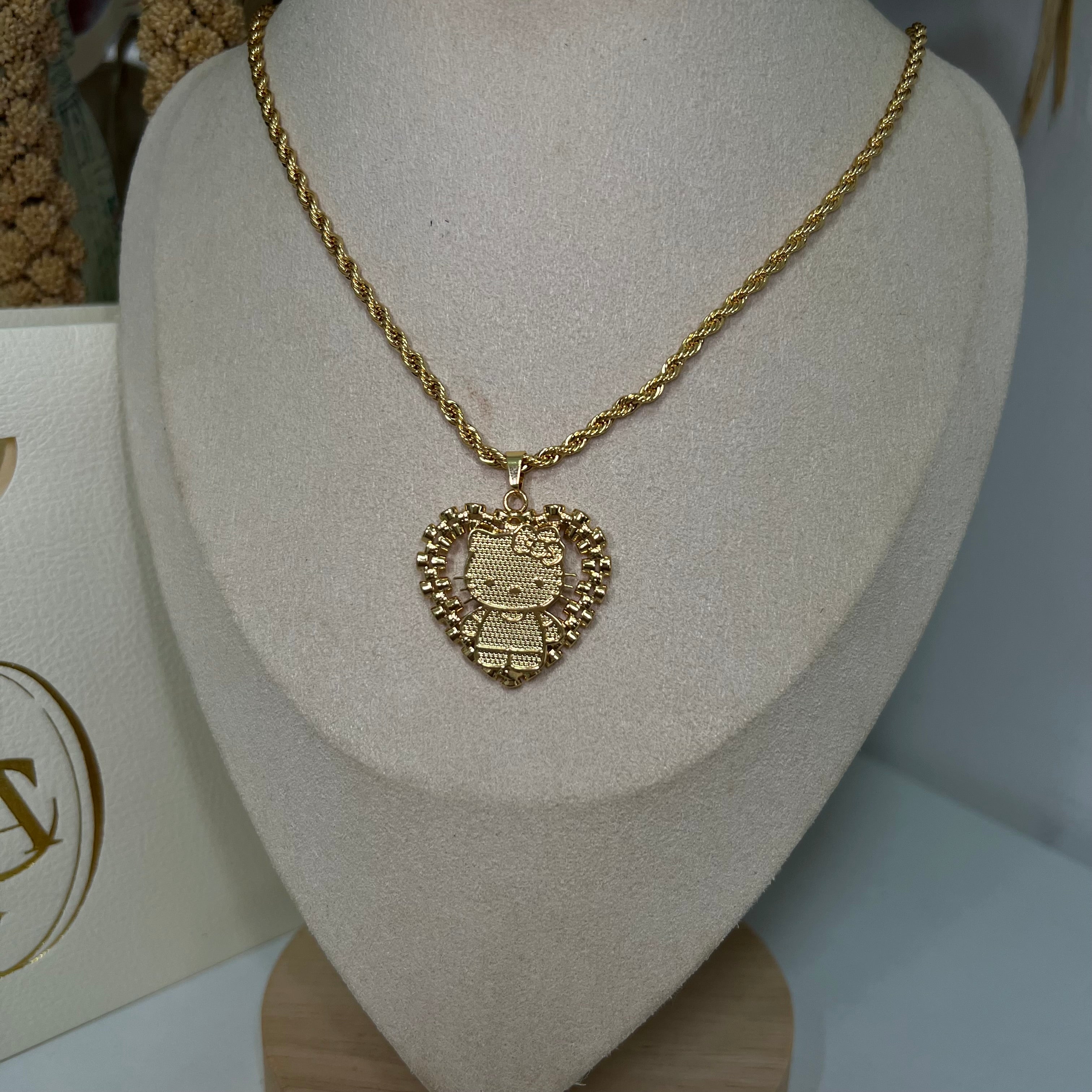 Heart Rolex HK Full Body Pendant Necklace -camillaboutiqueshop