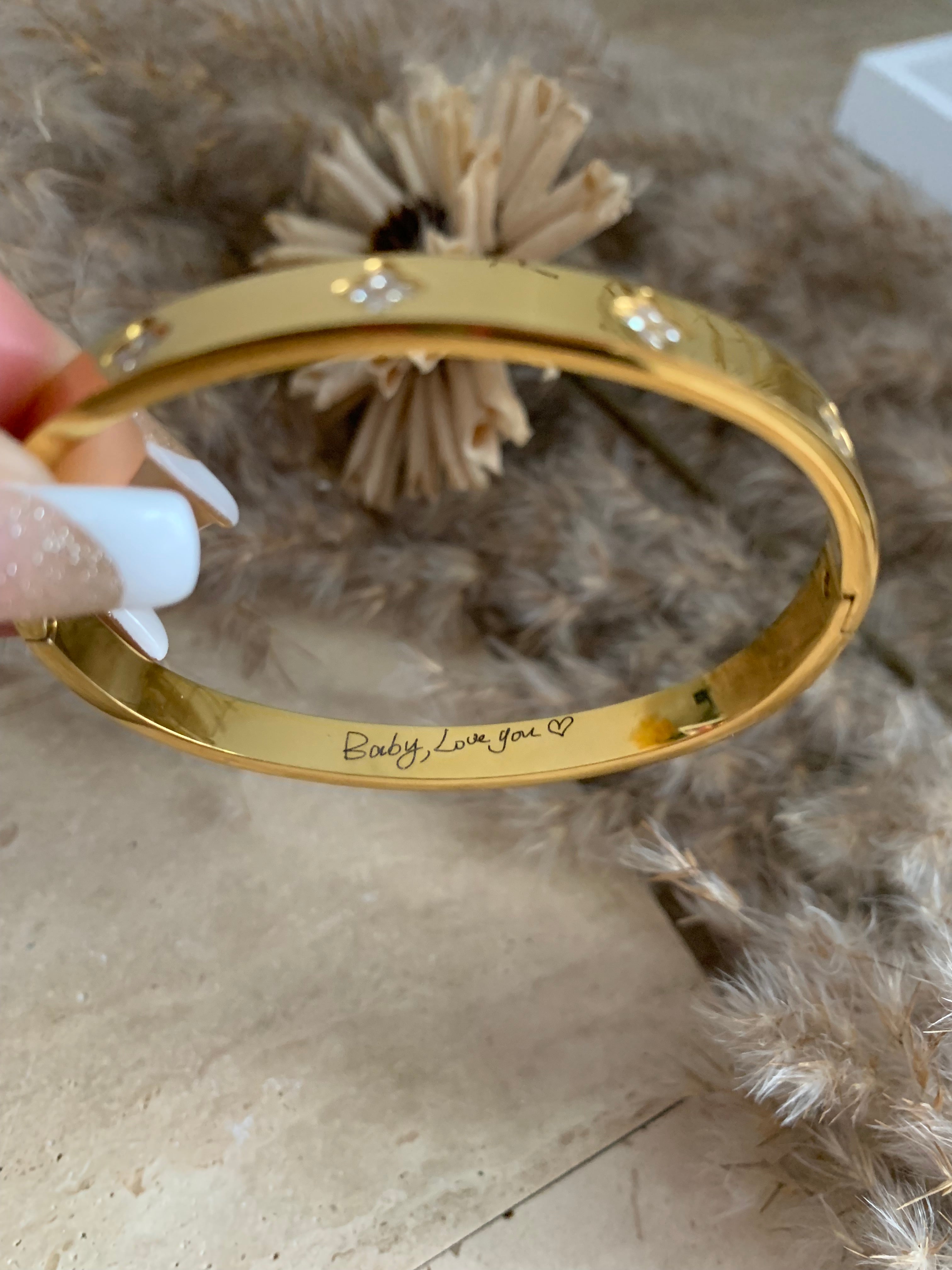 KLARA || Thick Bangle with Zirconia Stones 6mm