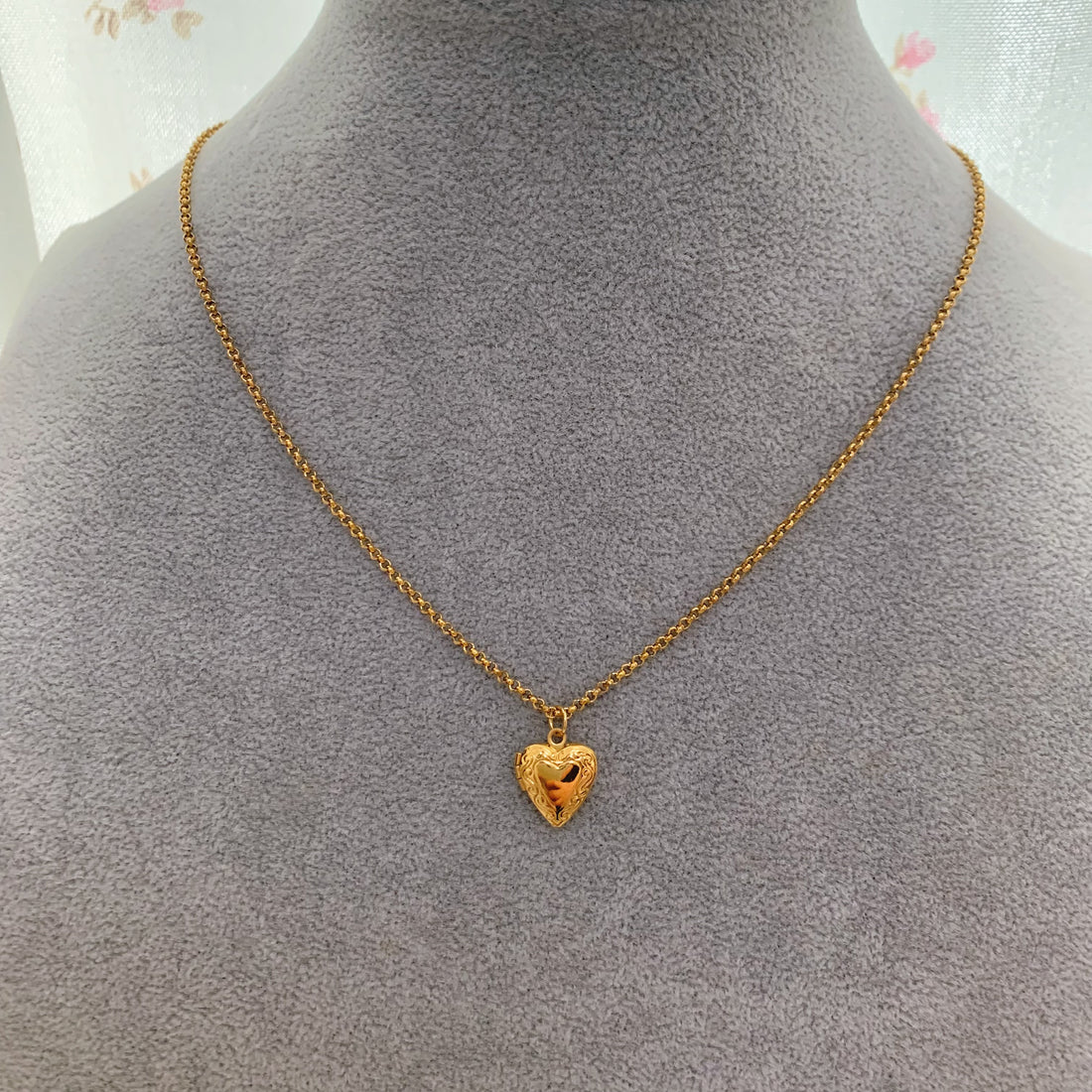 Heart Mini Initial Locket Necklace - camillaboutiqueshop