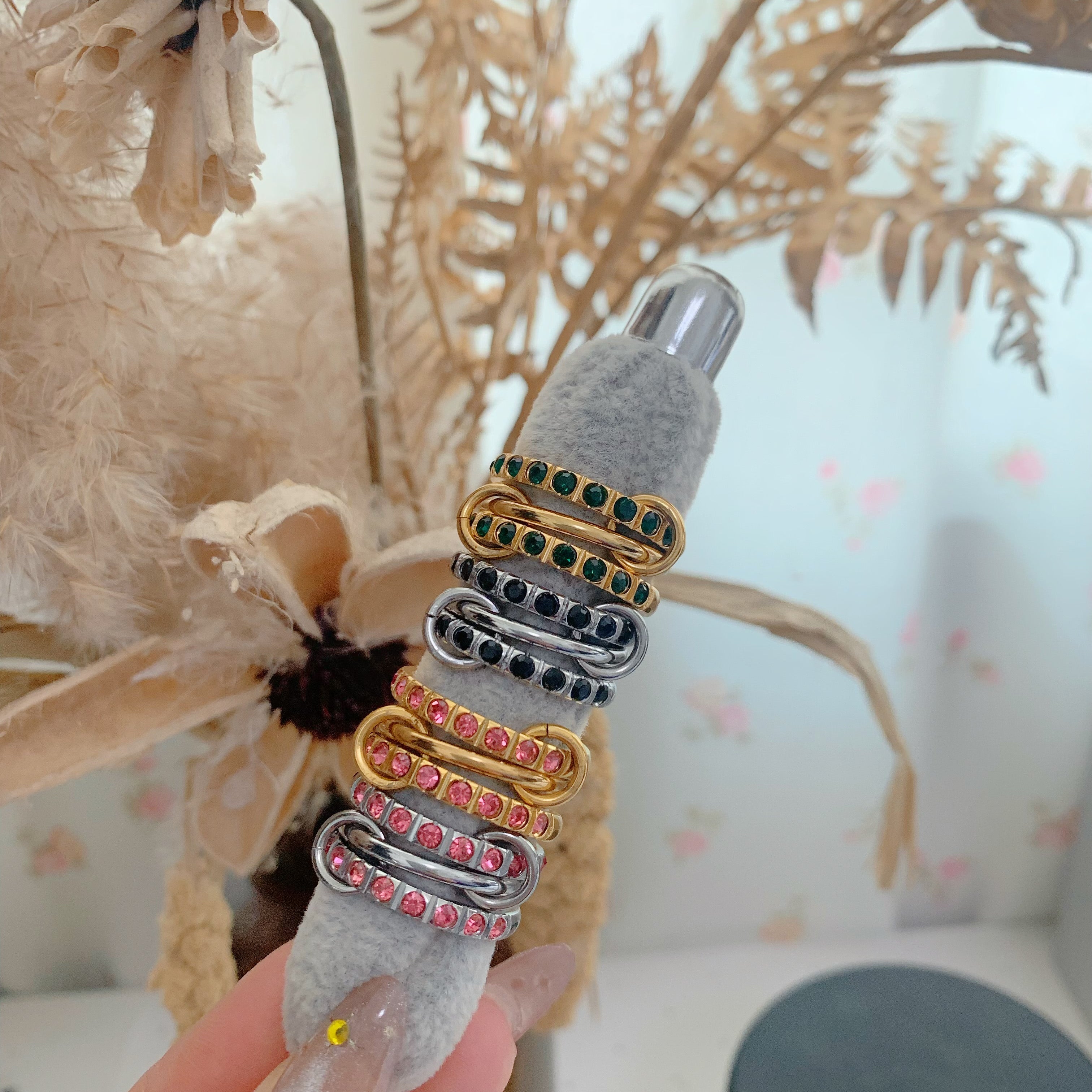 Ariana Stackable Ring - camillaboutiqueshop