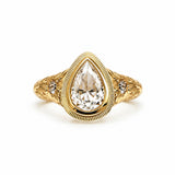 "Vintage Beloved"Pear Cut Moissanite Ring-5ct
