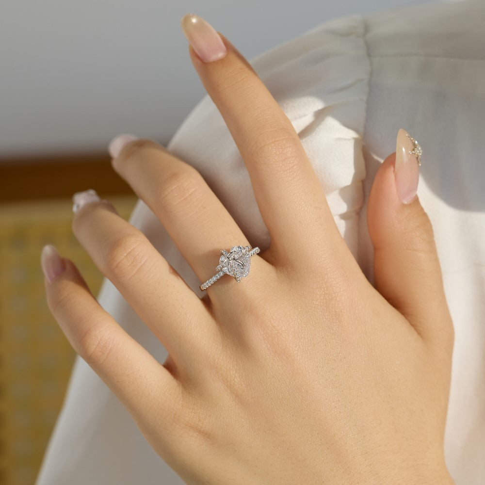 Aurora Heart Bow Ring