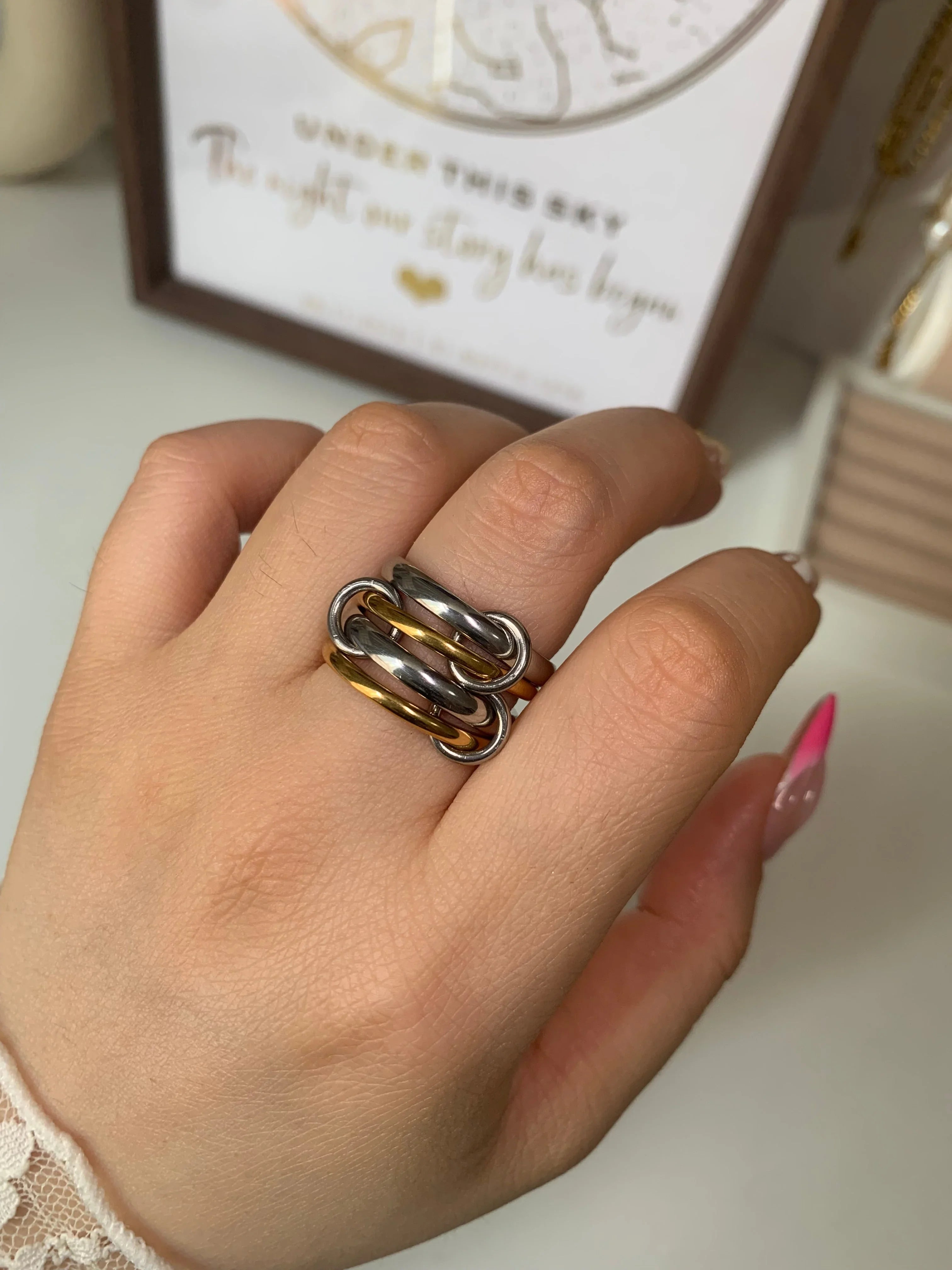 Aria Interlock Stacking Ring - camillaboutiqueshop