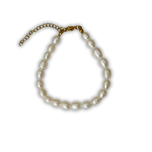Basic Pearl Charm Bracelet - Camillaboutiqueshop