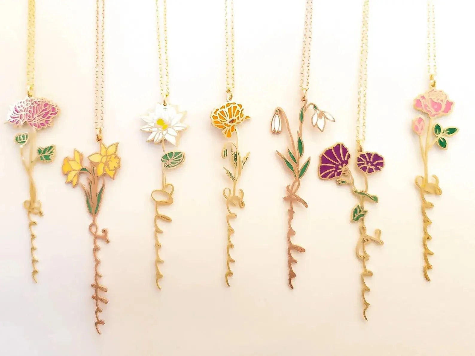 Birth Flower Name Necklace - camillaboutiqueshop