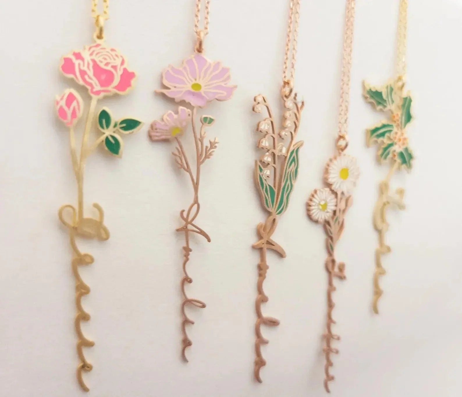Birth Flower Name Necklace - camillaboutiqueshop