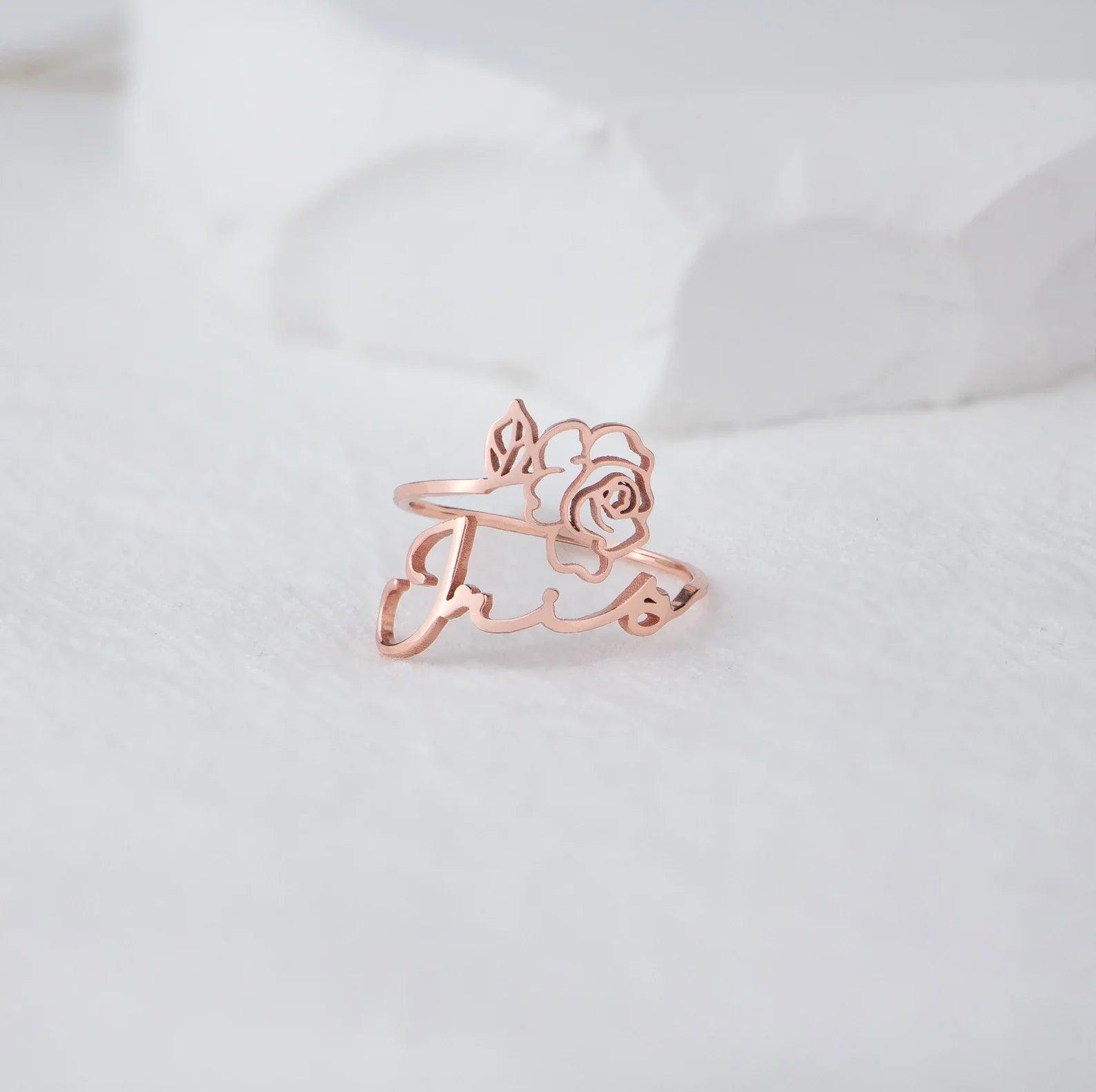 Birth Flower Name Ring - Camillaboutiqueshop