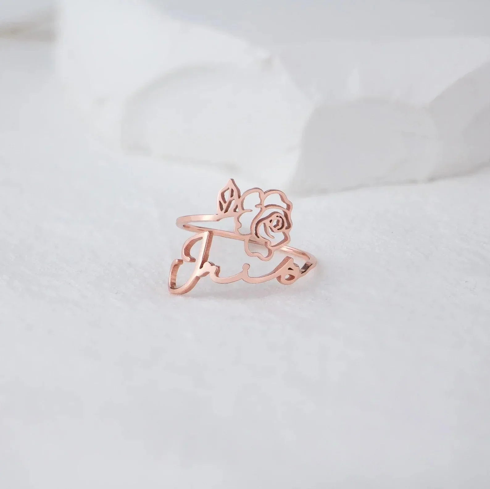 Birth Flower Name Ring - Camillaboutiqueshop