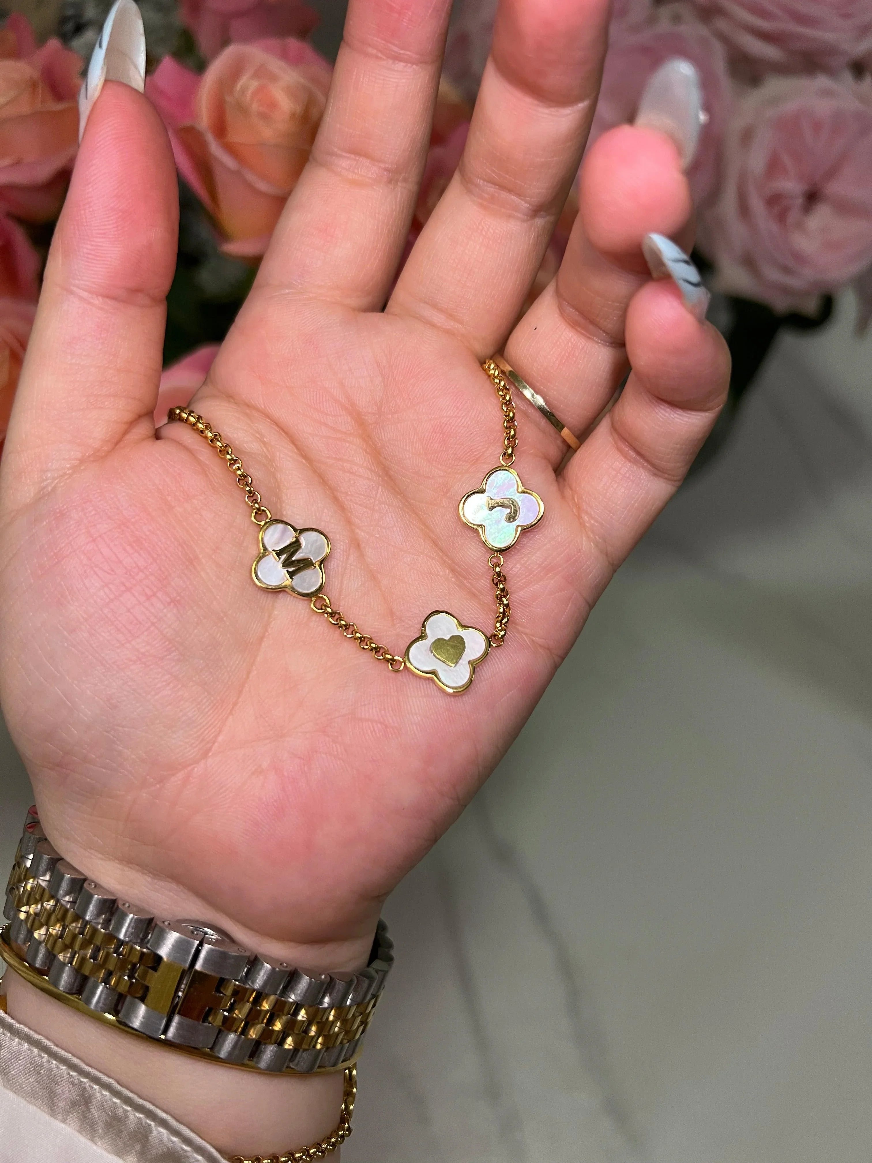 Custom Name Clover Necklace - Mother Of Pearl - camillaboutiqueshop