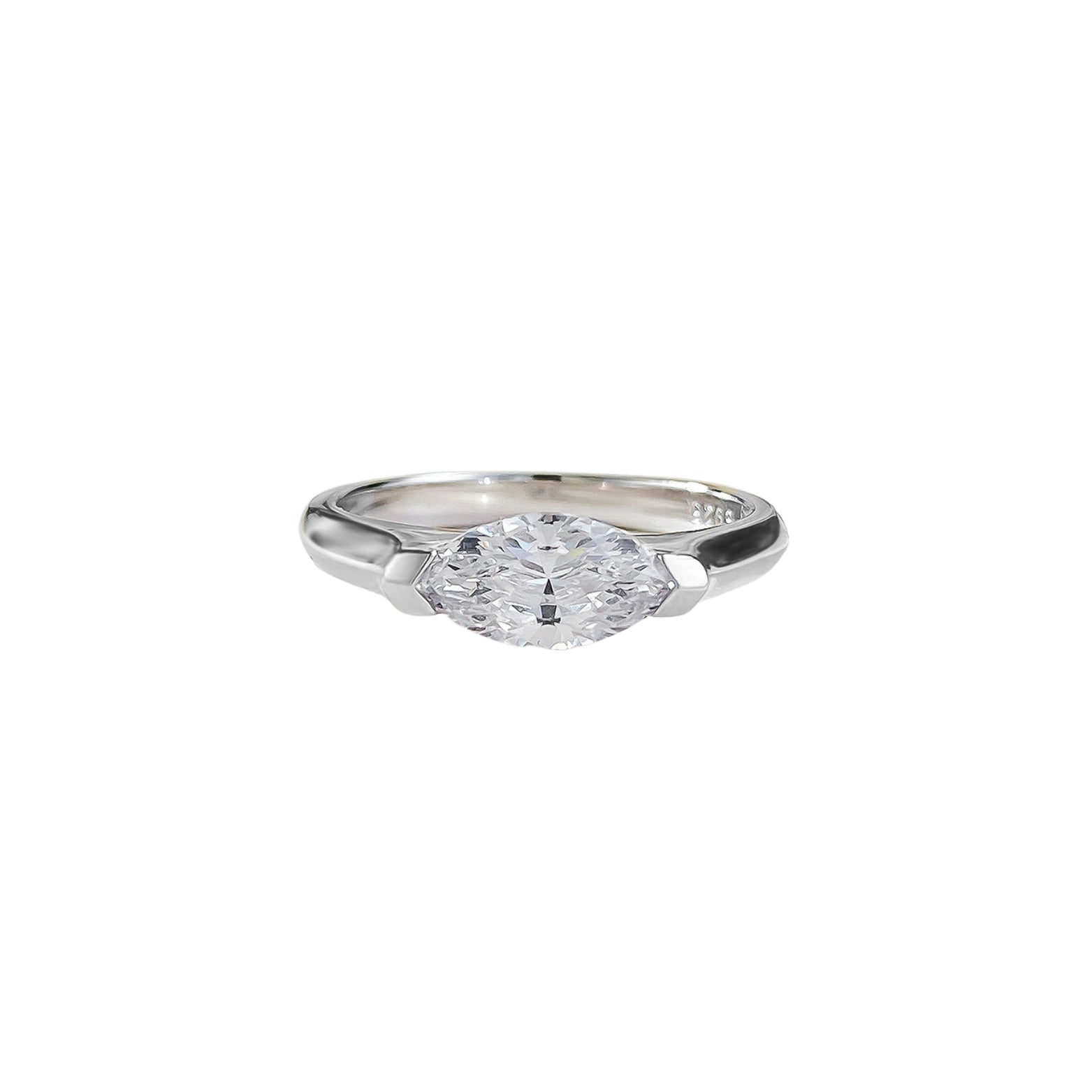 East West Marquise Cut Solitaire Ring - Camillaboutiqueshop