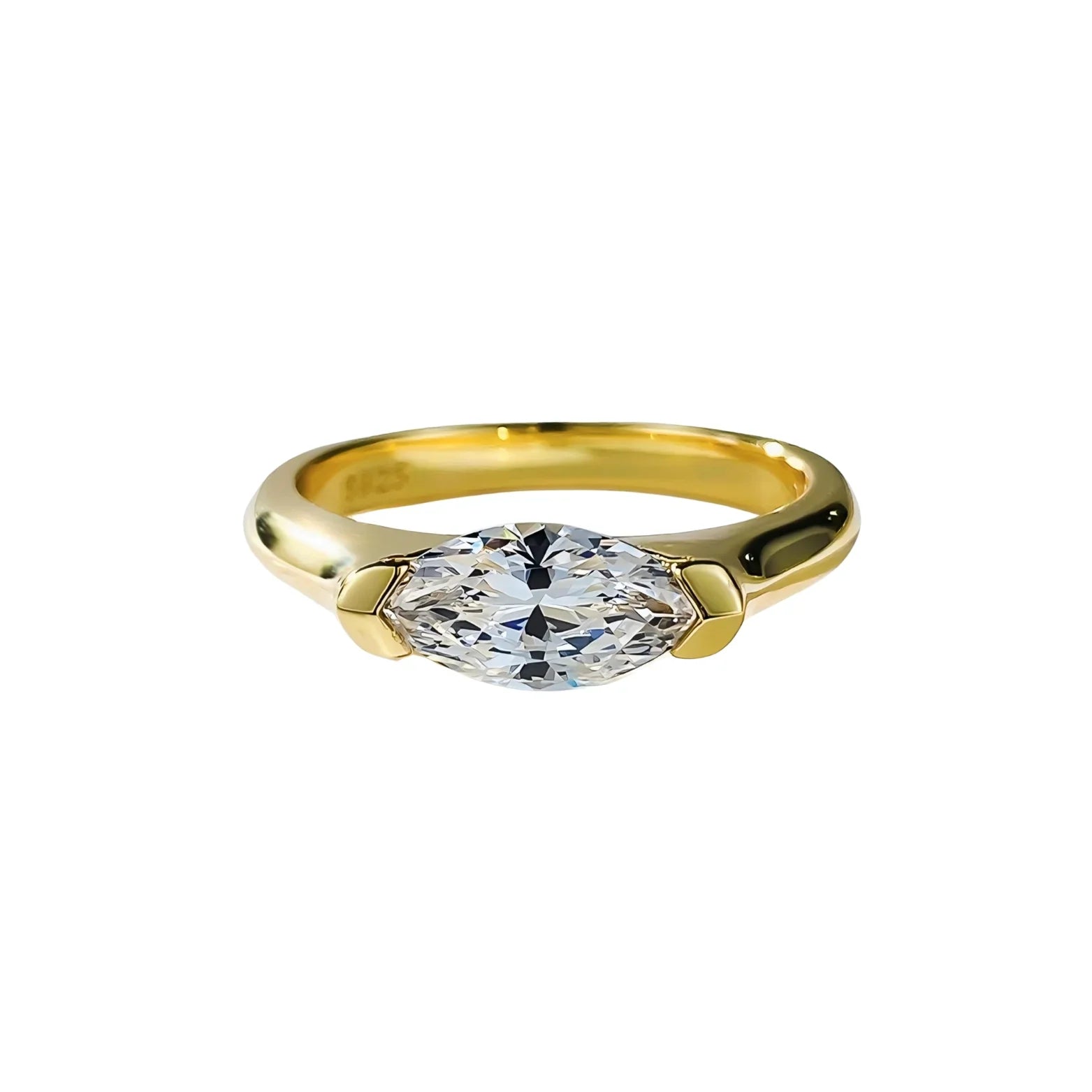East West Marquise Cut Solitaire Ring - Camillaboutiqueshop