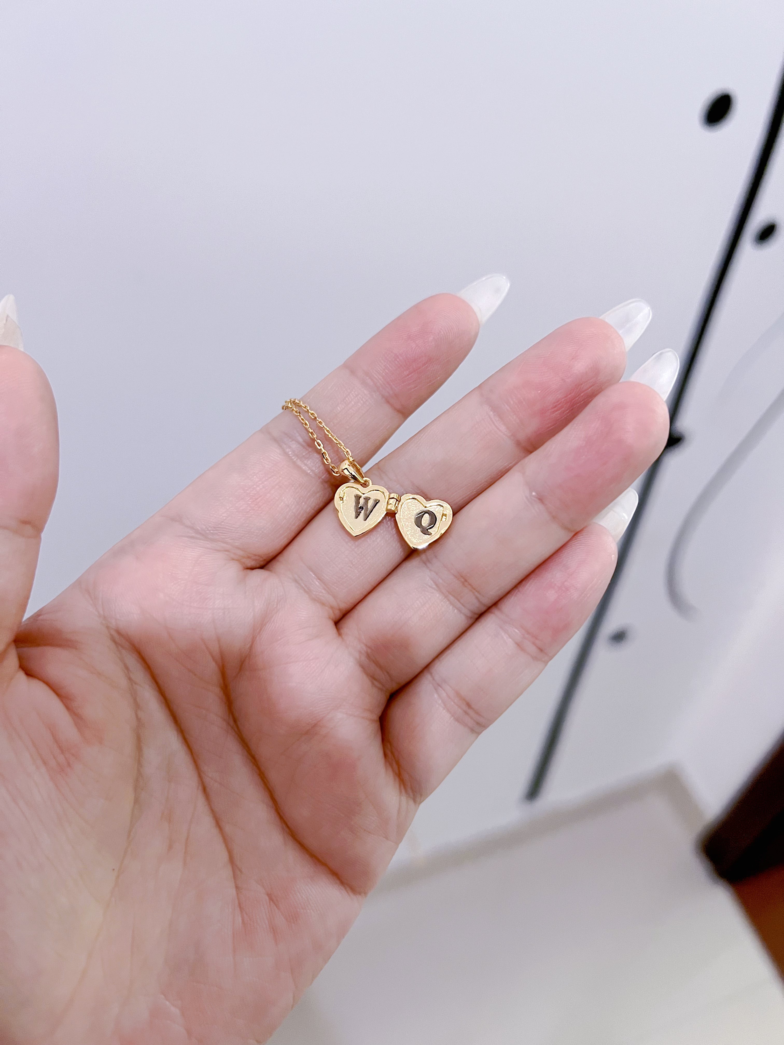 Heart Mini Locket Necklace - camillaboutiqueshop