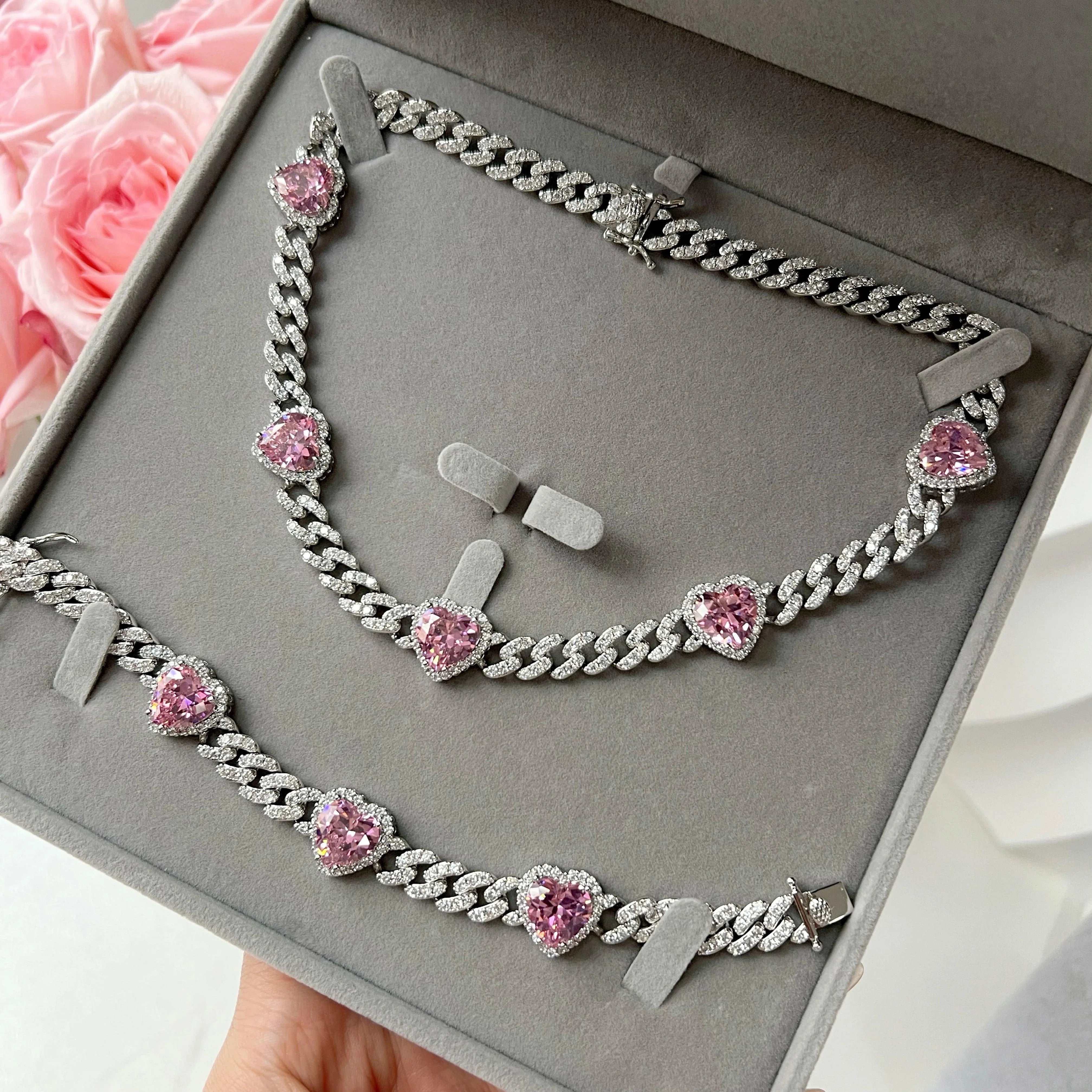 ICY HEART CUBAN CHAIN BRACELET - camillaboutiqueshop