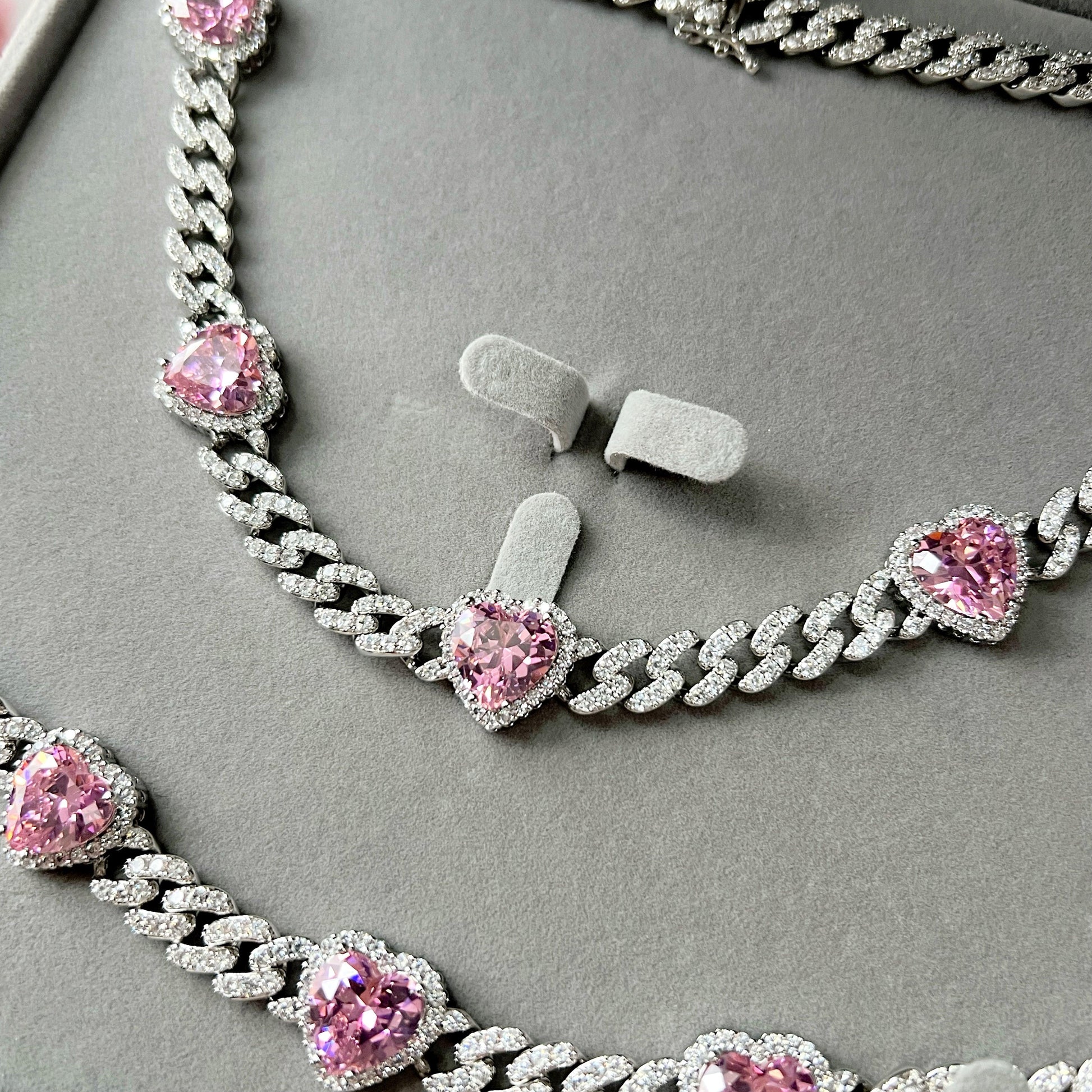 ICY HEART CUBAN CHAIN BRACELET - Camillaboutiqueshop