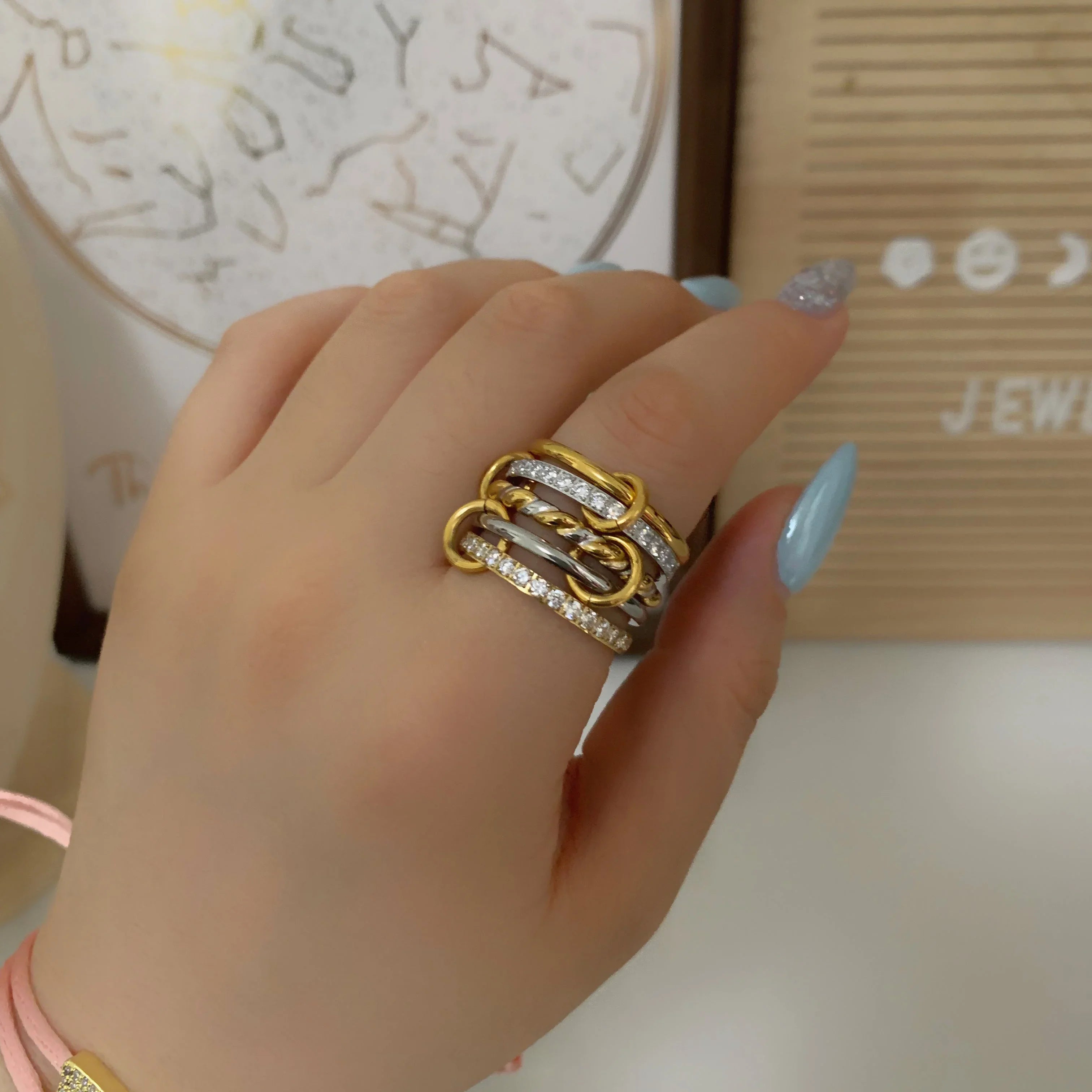 Julia Interlock Stacking Ring - Camillaboutiqueshop