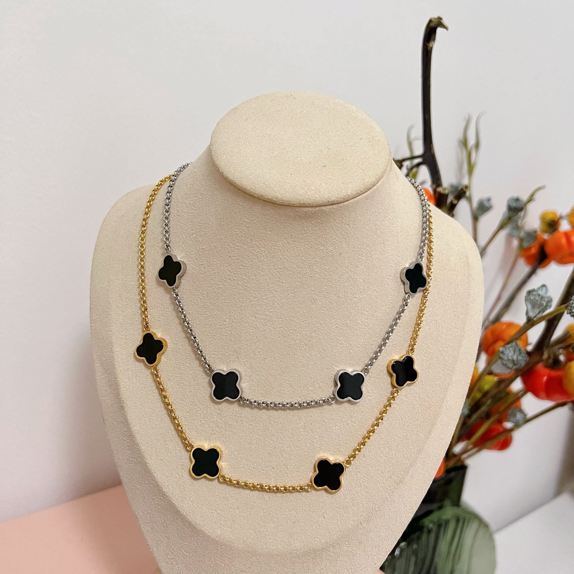 Lucky Black Onyx Clover Necklace - camillaboutiqueshop