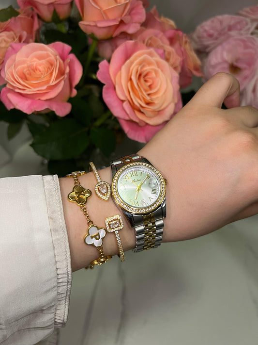 Mother Of Pearl & Textured Custom Name Clover Bracelet - Camillaboutiqueshop