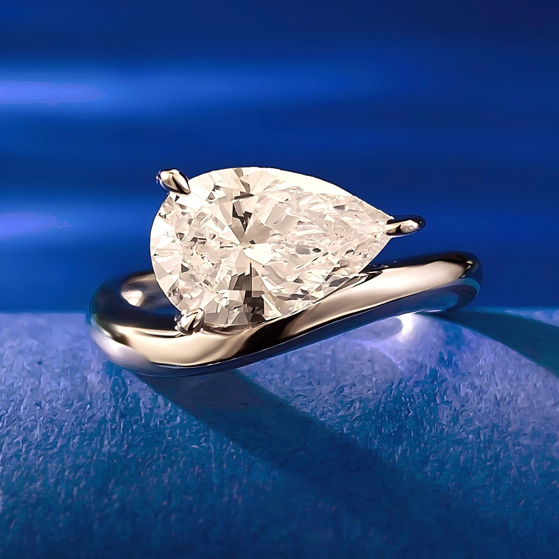 Pear Floating Engagement Ring - Camillaboutiqueshop