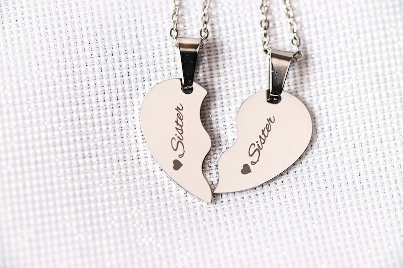 Personalised Best Friends Heart Necklaces - Couples Necklaces - Camillaboutiqueshop