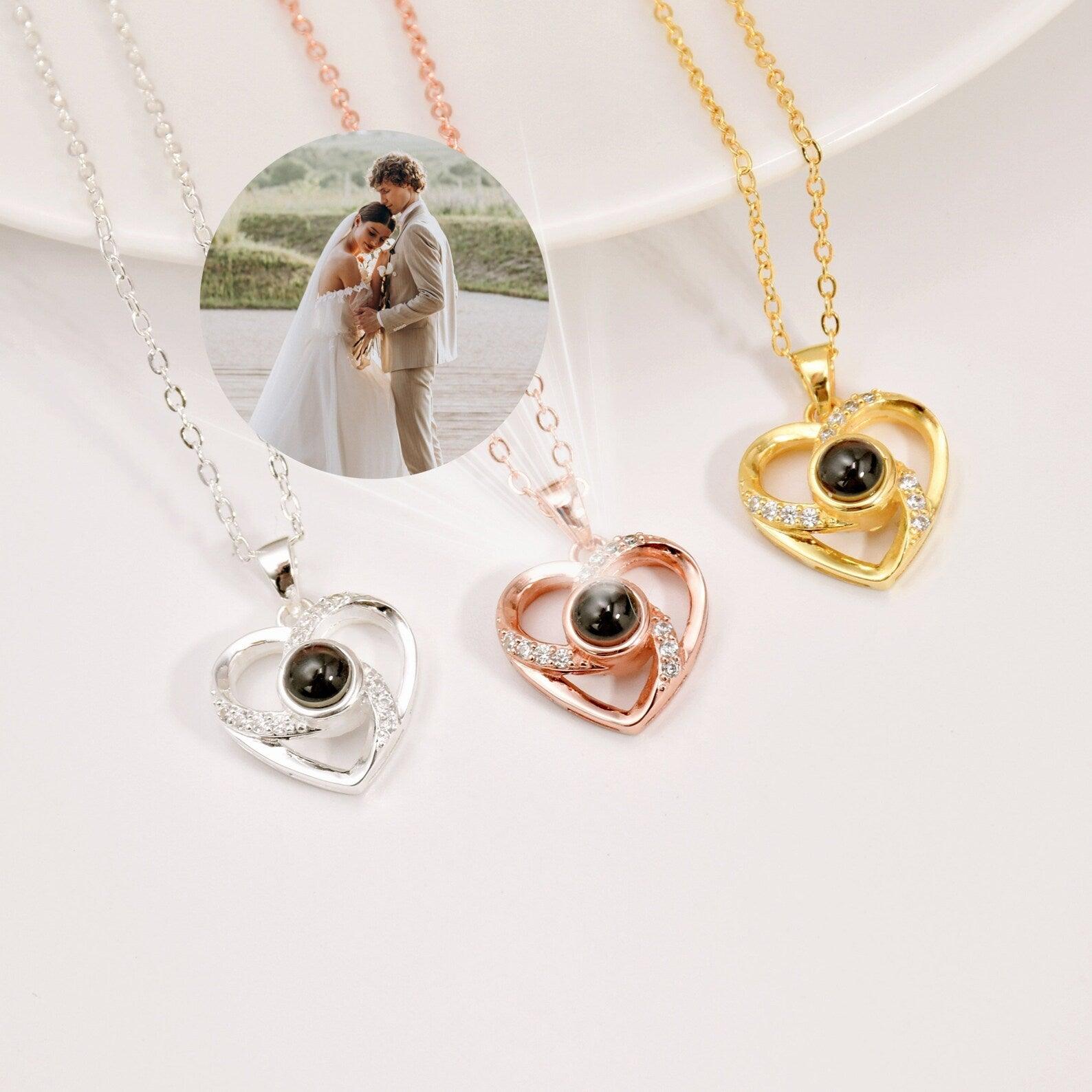 Personalized Photo Projection Necklace Jumping Heart Pendant With Picture Inside - Camillaboutiqueco
