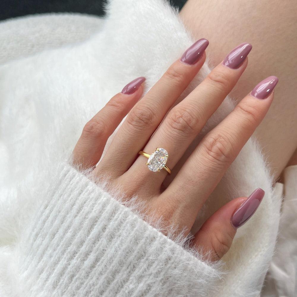 Small Oval-Cut Solitaire Plain Band Ring - Camillaboutiqueshop