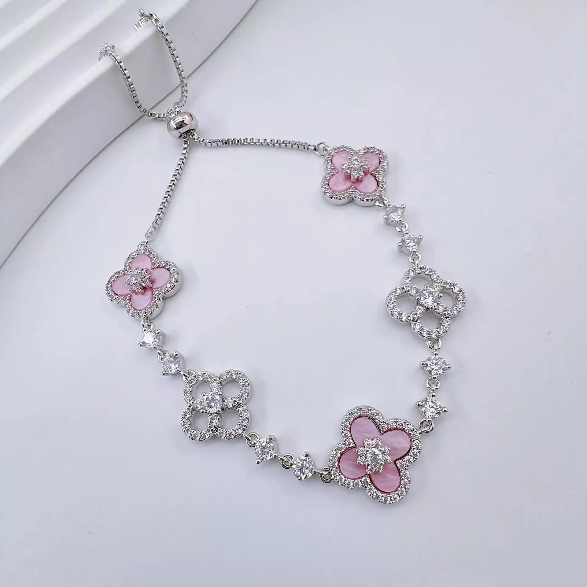 Sparkle Clover Bracelet - Camillaboutiqueshop