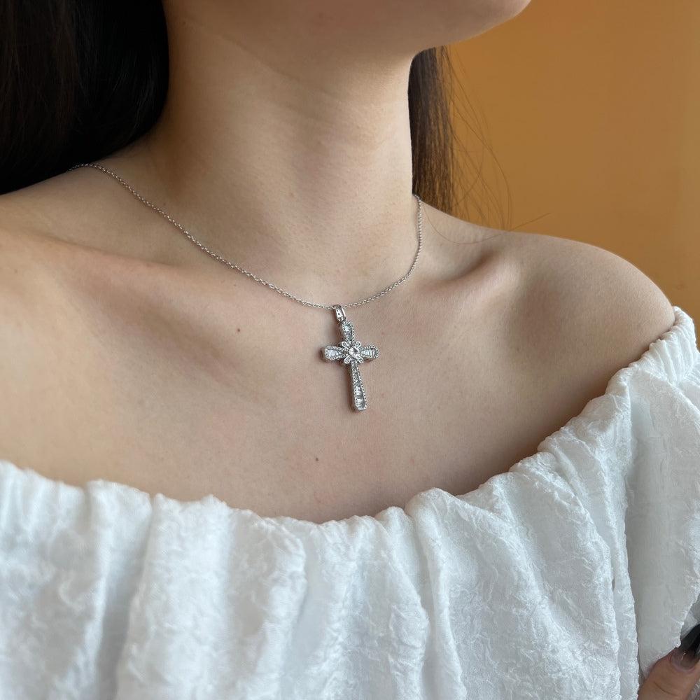 Sterling Silver Crushed Ice Cross Necklace - Camillaboutiqueshop